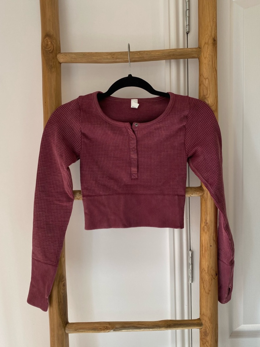 Offline by Aerie Seamless Waffle Henley Cropped Long Sleeve Top Mauve Size XS